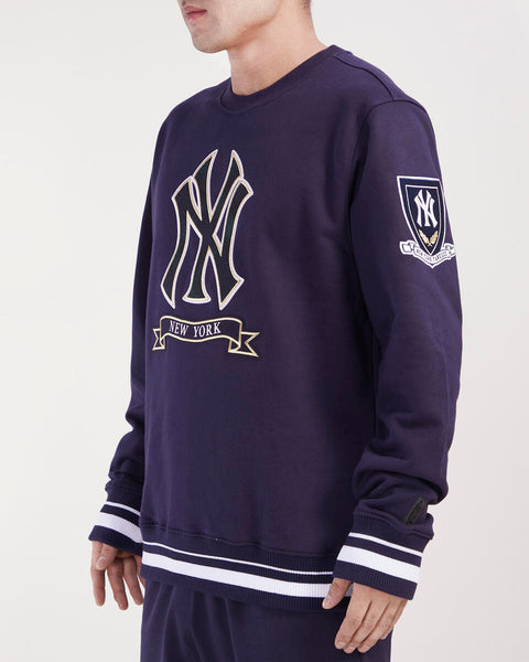 Navy Blue New York Yankees Pro Standard Crewneck Fleece