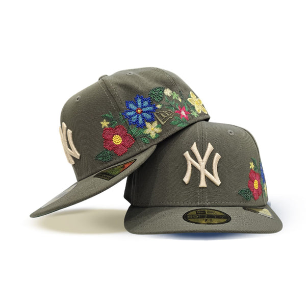 Olive Pre-Curved Green New York Yankees Floral Green Bottom New