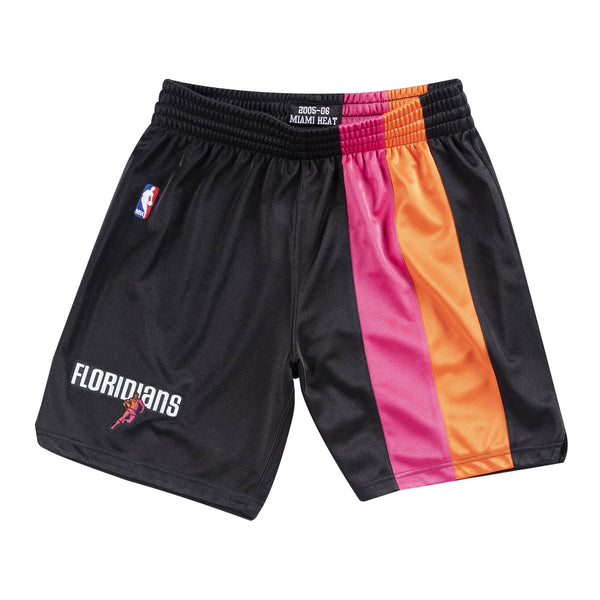 MITCHELL & NESS Miami Heat メッシュショーツ2012 MITCHELL & NESS Miami Heat メッシュショーツ2012 - メルカリ