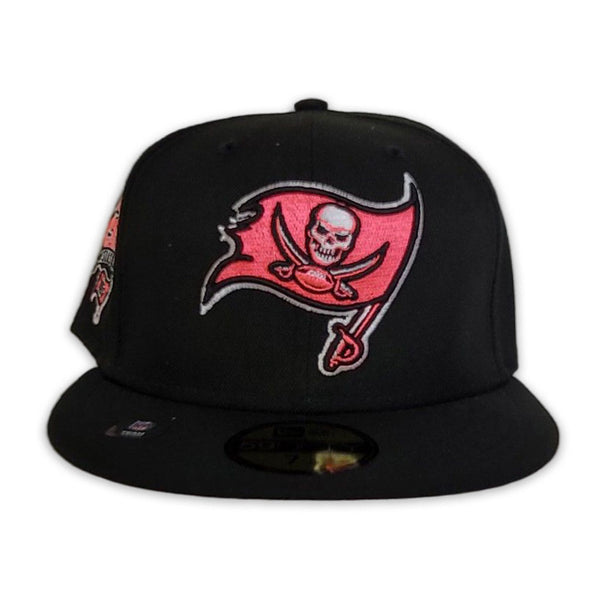 Black Tampa Bay Buccaneers Red Bottom 30th Seasons Side Patch New Era 59FIFTY Fitted 71/8