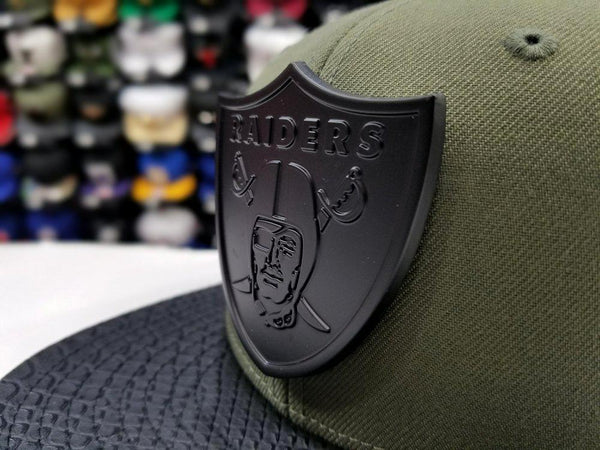 Matching New Era Limited Edition Metal Badge Oakland Raiders Snapback Hat  For Nike Foamposite Legion Green / Black