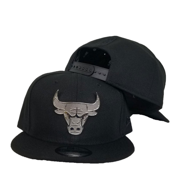 NEW-ERA-CHICAGO-BULLS-SILVER-  display picture 2
