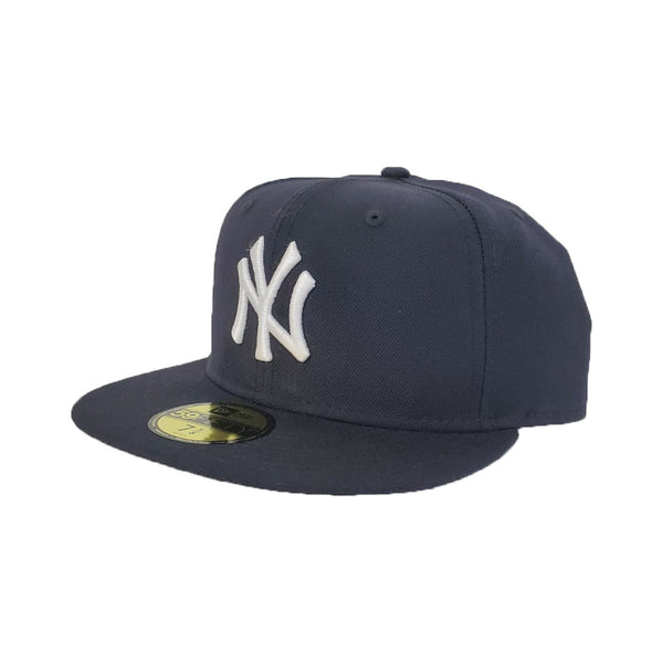 New Era Flat Brim 59FIFTY Farm Team New York Yankees MLB Grey and Navy Blue  Fitted Cap