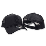 Black New York Yankees Gary bottom New Era A-Frame Trucker 9Forty Snapback