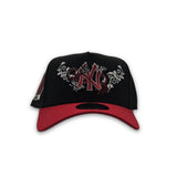 Black New York Yankees Butterfly Logo Red Curved Brim Gray Bottom 2000 Subway Series Side Patch New Era 9Forty Snapback