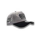 Gray New York Yankees Butterfly Logo Black Curved Brim Gray Bottom 2003 World Series Side Patch New Era 9Forty Snapback