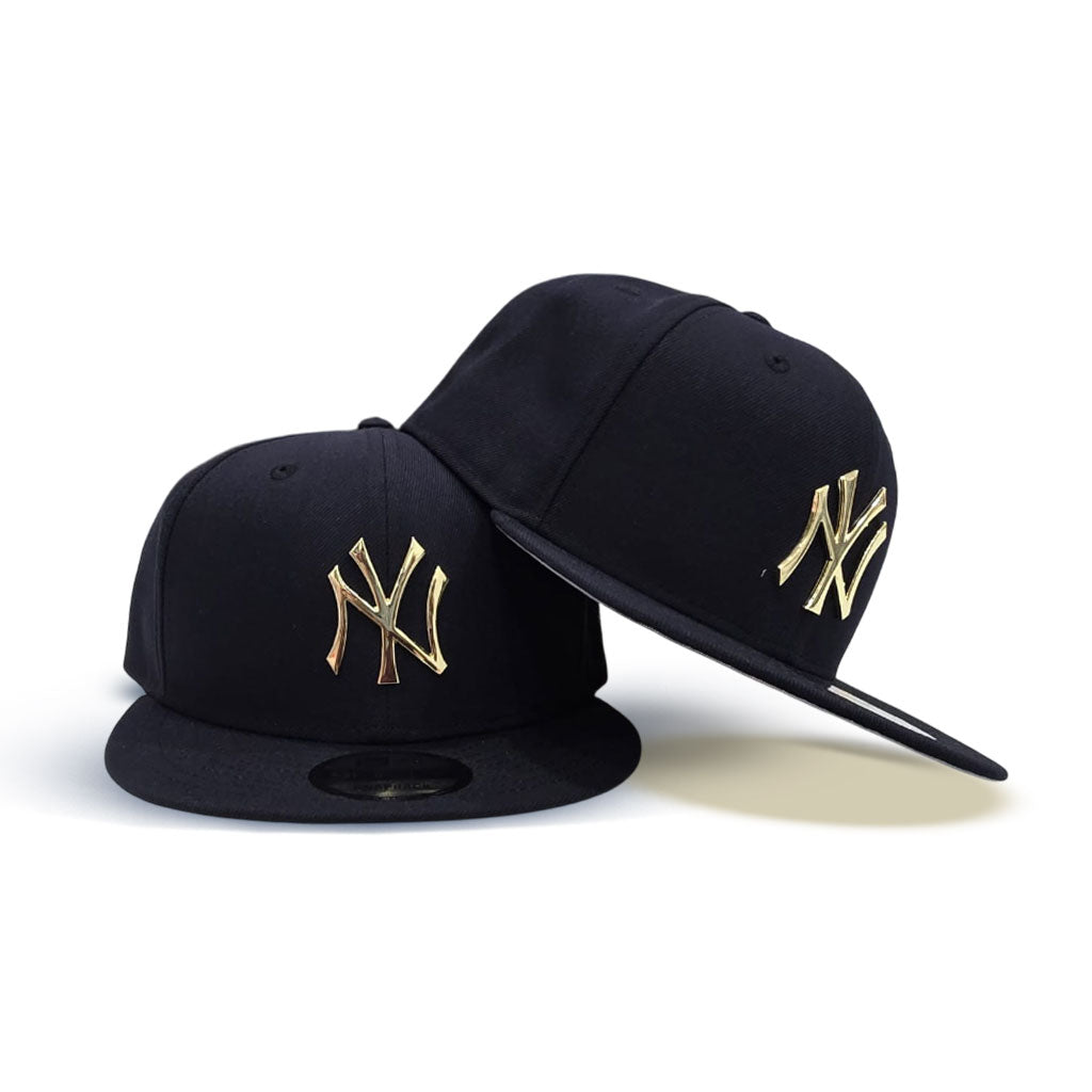 Navy Blue New York Yankees Gold Metal Badge Gray Visor New Era