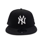 Black Trucker New York Yankees Gray Bottom New Era 9Fifty Snapback