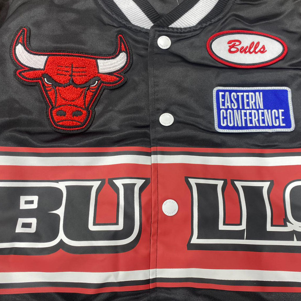 Black Chicago Bulls Red New Era Mens Rally Drive Medium Weight Satin Jacket
