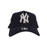 Navy Blue New York Yankees Metallic Logo Curved Brim Gray Bottom 1999 World Series Side Patch New Era 9Fifty Snapback