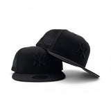Black On Black New York Yankees Gray Bottom 2024 World Series Side Patch New Era 59Fifty Fitted