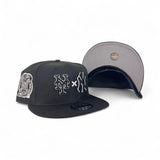 Black New York Yankees x New York Mets Gray Bottom 2000 Subway Series Side Patch New Era 9Fifty Snapback