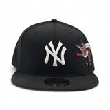 Black New York Yankees Gray Bottom Red Hummingbird City Art Side Patch New Era 59Fifty Fitted