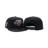 Black 2025-2026 New York Knicks Champions Gray Bottom Trophy Side Patch New Era 9Fifty Snapback