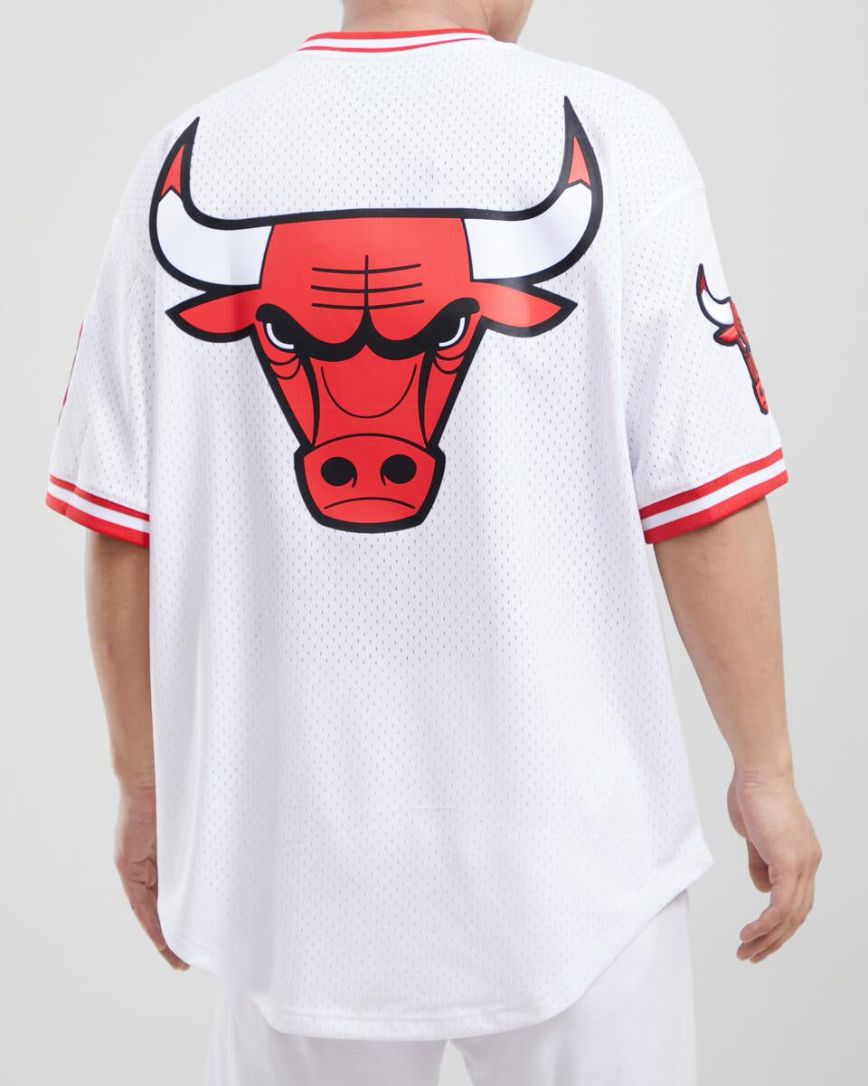Pro Standard Men's Chicago Bulls Button Front Jersey - White