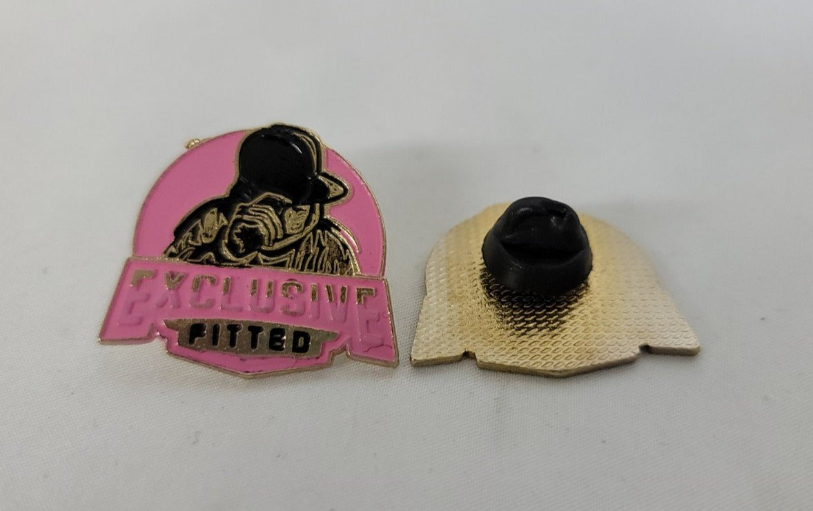 EXCLUSIVE FITTED REVERSE PINK METAL PIN