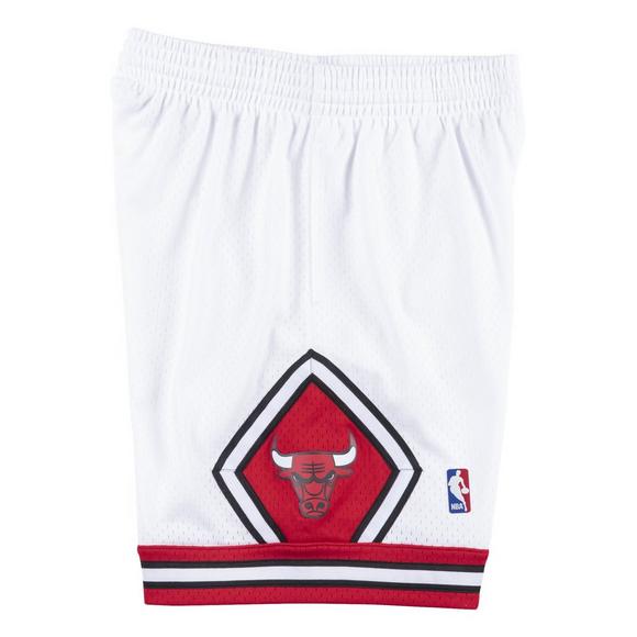 Mitchell & Ness White Chicago Bulls 1997-98 Swingman Shorts