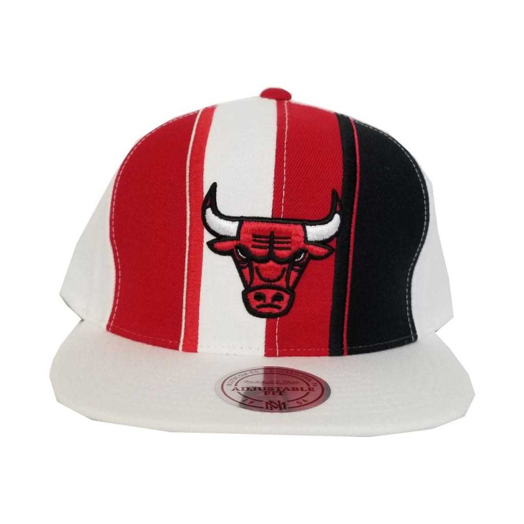 Chicago Bulls NBA TEAM-BASIC Royal-White Fitted Hat