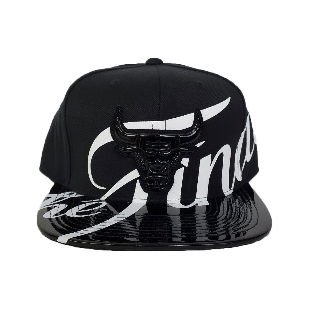 Mitchell and Ness Chicago Bulls NBA CB Top Spot Snapback Capuchon Rouge - 17,95 € | Achetez chez Mitchell and Ness Chicago Bulls NBA CB Top Spot Snapback Capuchon Rouge - 17,95 € | Achetez chez