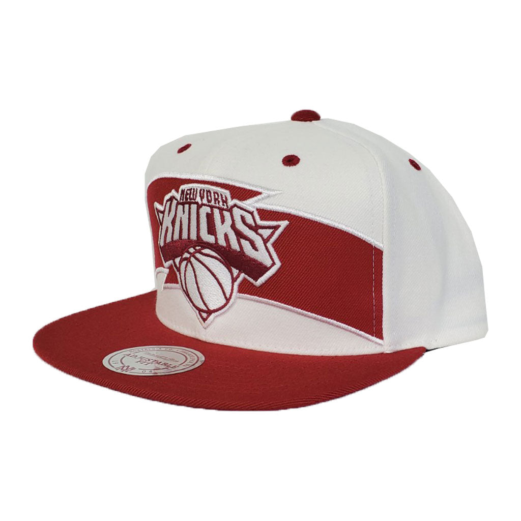 Mitchell & Ness White - Burgundy New York Knicks Snapback Hat