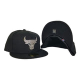 NEW ERA CHICAGO BULLS SILVER METAL BADGE RHINESTONE 59FIFTY FITTED