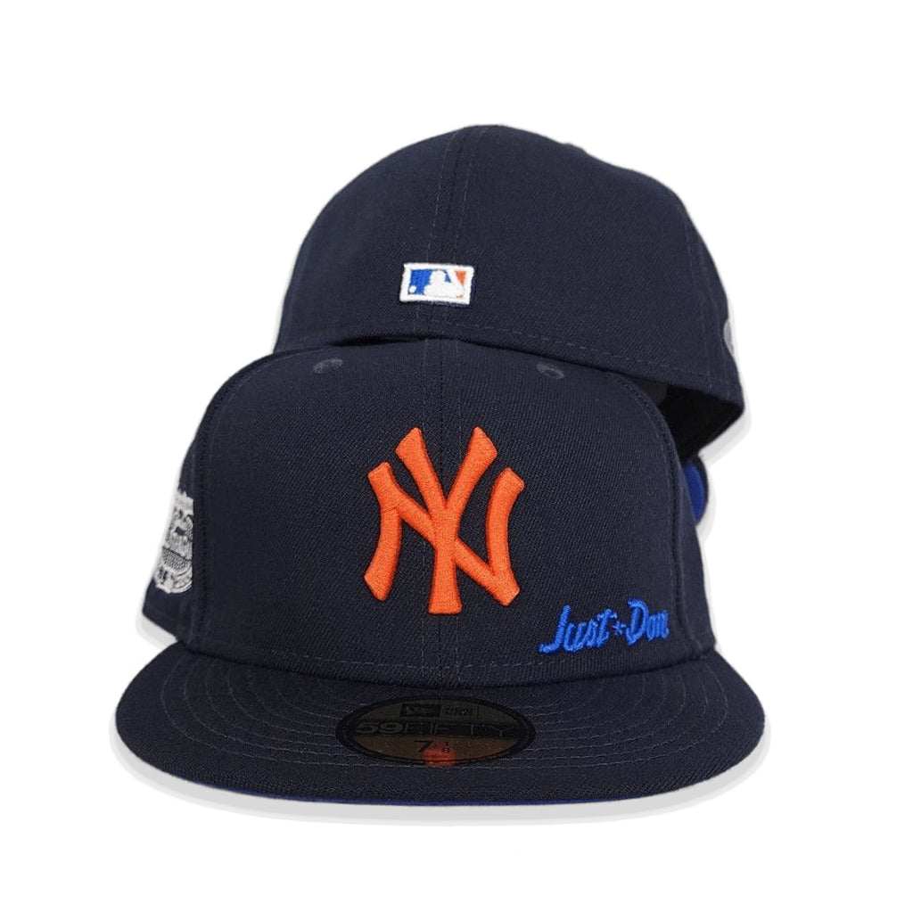 New Era Flat Brim 59FIFTY Side Patch New York Yankees Navy Blue and Grey Fitted Cap
