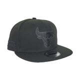 New Era Black On Black Chicago Bulls 9FIFTY Snapback Hat