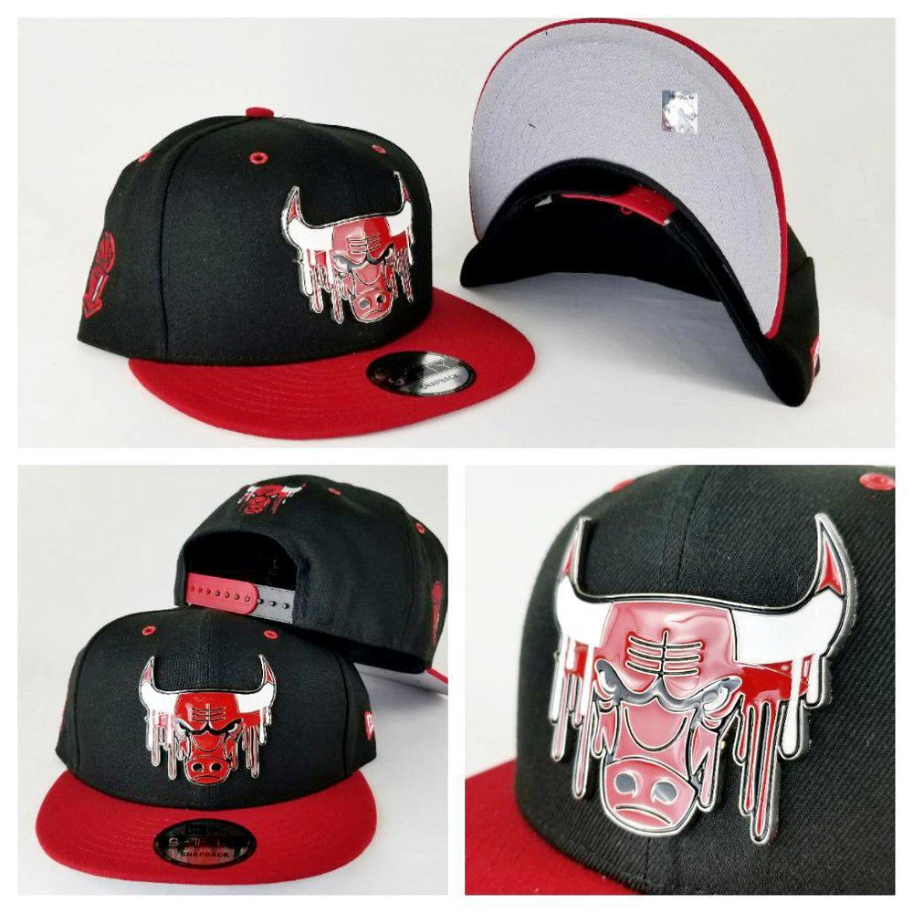 New Era NBA Chicago Bulls paint drip Metal Badge Black / Red 9Fifty Snapback