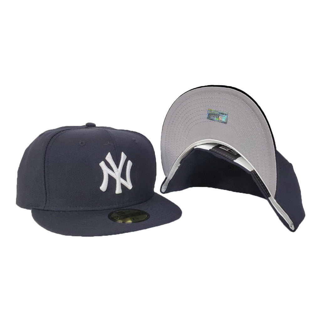 Navy Blue New York Yankees Gray Bottom New Era 59Fifty On field Fitted Hat