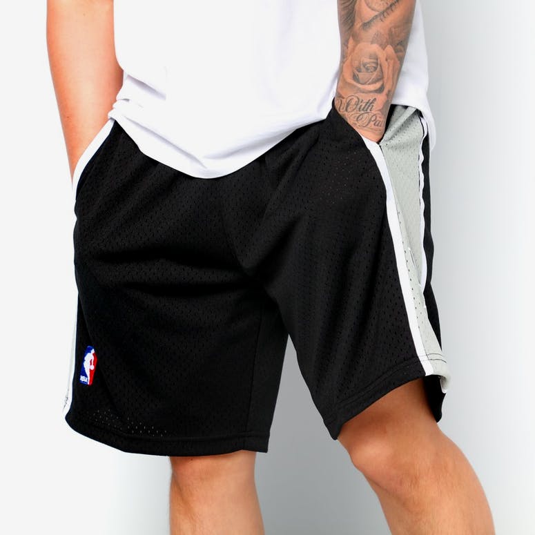 Short De Basket Ball Spurs Cousu Avec Poches - Taille S à 2XL, Neuf Short De Basket Ball Spurs Cousu Avec Poches - Taille S à 2XL, Neuf