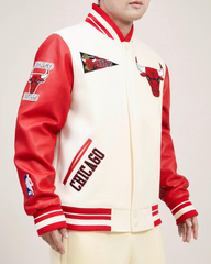 Off White Red Chicago Bulls Pro Standard Logo Wool Varsity Heavy