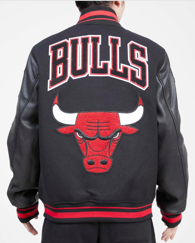 Black Chicago Bulls Pro Standard Flag Logo Wool Varsity Heavy Black Chicago Bulls Pro Standard Flag Logo Wool Varsity Heavy