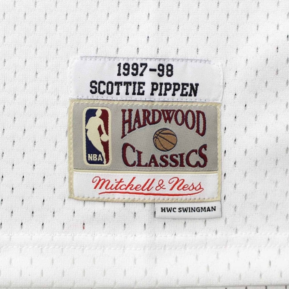 Scottie Pippen Signed Bulls Black Pinstripe Mitchell & Ness