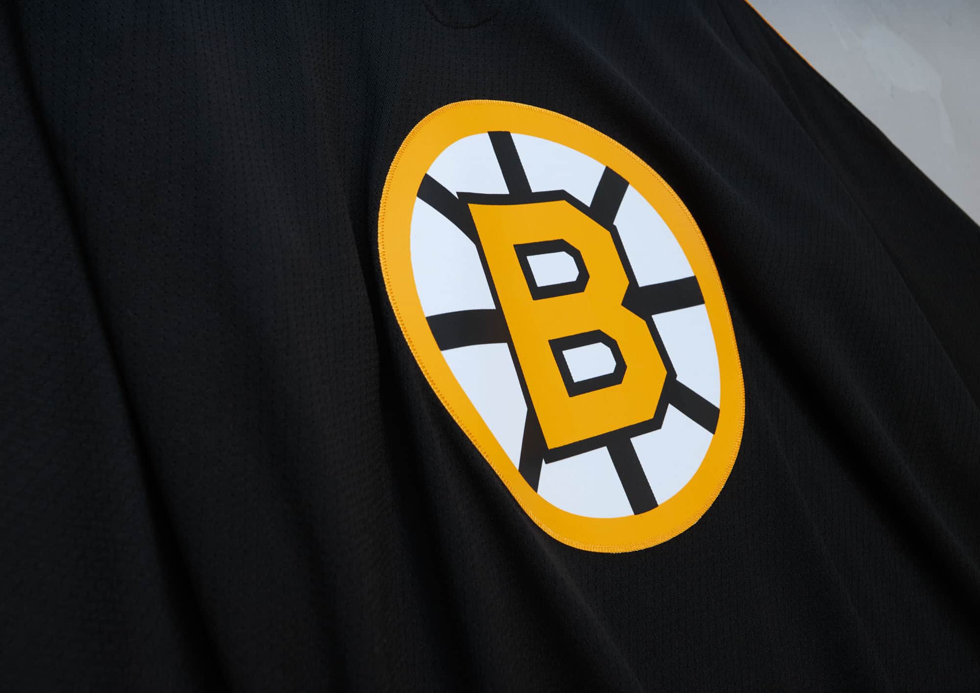 Jerseys - Boston Bruins Mitchell & Ness Nostalgia Co.