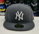 New Era 59Fifty MLB New York Yankee Charcoal Gray and White Logo Fitted Hat
