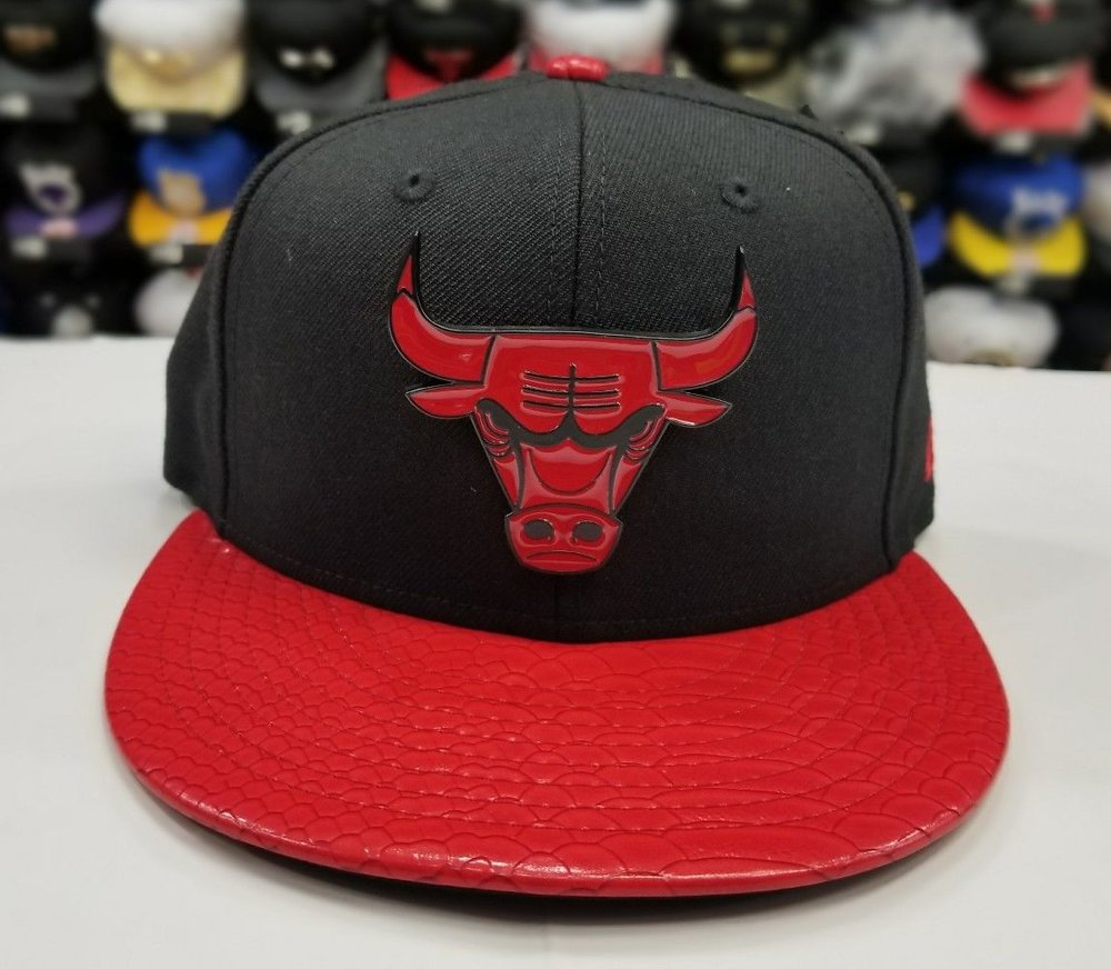 New Era NBA BASIC CAP CHICAGO BULLS Red - RED/BLACK