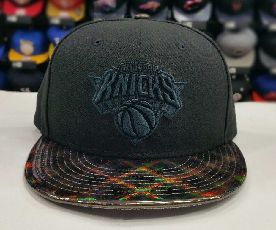 Exclusive New York Knicks NBA Black New Era 9Fifty Snapback Hat
