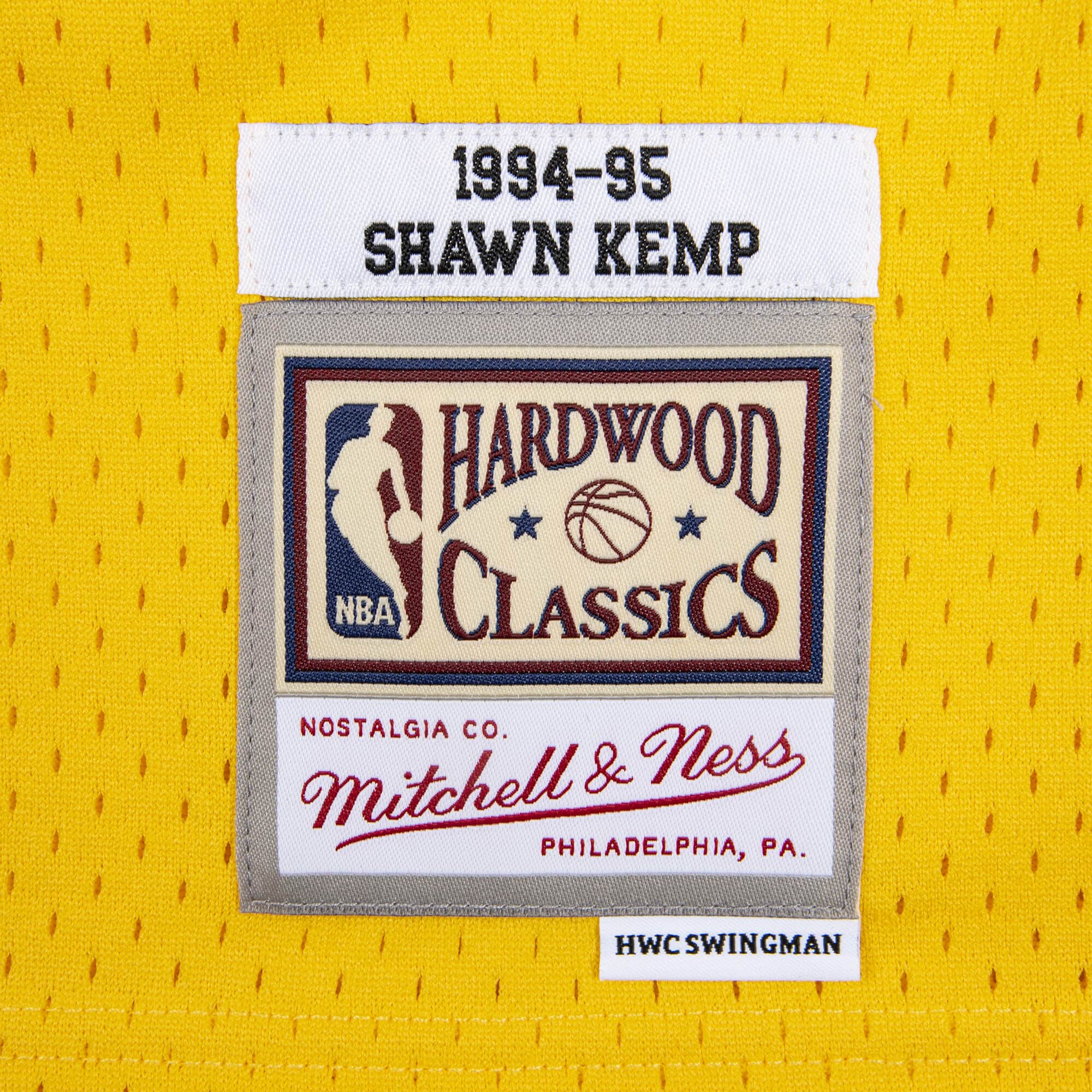 Mitchell & Ness Seattle SuperSonics NBA Cream Swingman Jersey 1995 Shawn Kemp XL / Off White