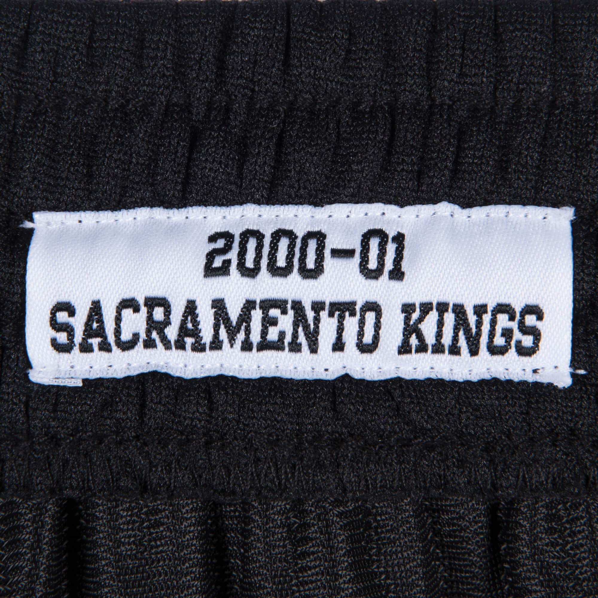 Men's Sacramento Kings Mitchell & Ness Black 2000-01 Hardwood Classics Swingman  Shorts